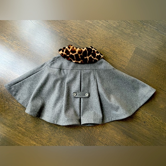 Authentic Gucci Kids Cape - Picture 2 of 6